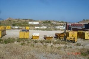 Podemos estudiará acciones legales contra la actividad de Transpiedra en la parcela del Cortijo Real