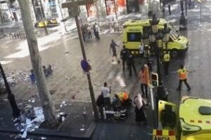 Un atentado terrorista en Barcelona deja 13 personas fallecidas y decenas de heridos