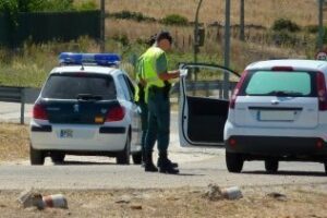 En cinco días, las autoridades han detectado 836 conductores bajo efectos del alcohol o drogas