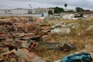 Es clamoroso que proliferen los vertederos ilegales en Los Pastores": Holgado