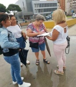 Inicia una recogida de firmas por cuenta de la Plataforma de afectados por la sanidad en el Punta Europa