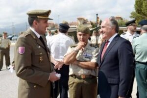 El nuevo jefe del Batallón de Guerra Electrónica visita la ciudad