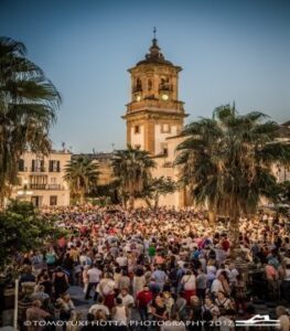 La manifestación más multitudinaria de la historia en la comarca en imágenes de Tomoyuki Hotta