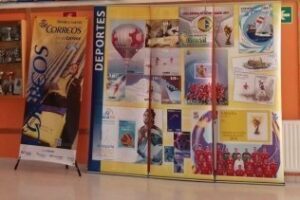 Comienza la exposición El mundo de los Sellos" en Algeciras