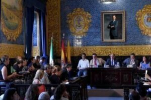 Algeciras aprueba una subida del 1,5 % en sus tasas municipales
