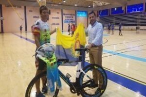 El triatleta Augusto Vivanco participó en 39 edición de la competición Ironman en Hawai