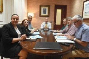 El alcalde estudiará las propuestas de ampliación del puerto de la Coordinadora San García/Getares