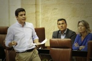 Aprobada la propuesta de Cs de mejorar la formación de las policías locales de Andalucía