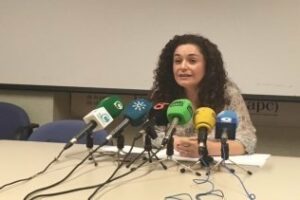 Nieto lamenta que la Junta siga sin concretar sus inversiones sanitarias en el Campo de Gibraltar