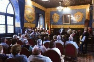 113 vecinos de Castilla-La Mancha visitan el Ayuntamiento