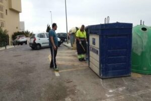 Algesa limpia y desbroza la zona de Cortijo Vides