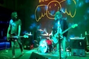 Este viernes The Buzzlovers" harán un tributo especial a Nirvana