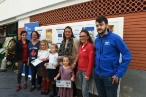 Los premios del concurso escolar de dibujo para Tosantos han sido entregados
