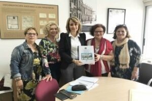 El Aula Universitaria de Mayores Julia Traducta" entrega su memoria de actividades académicas