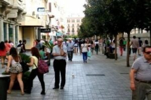 Pymestrecho: Tiendas en La Línea aceptarán libras como forma de pago