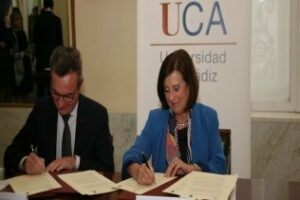 La Junta de Andalucía y la Universidad de Cádiz intensifican sus actuaciones en servicios sociales