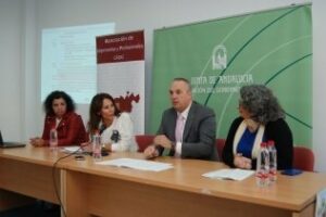 La delegada de Economía defiende las políticas autonómicas que favorecen el aumento de emprendimiento