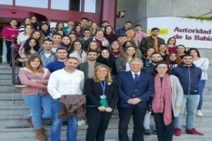 Estudiantes del IES Isla Verde han visitado el Puerto de Algeciras