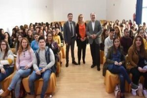 Inauguradas las XIV Jornadas de Formación del Colegio San José  Virgen de La Palma