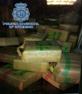 La Policía Nacional interviene 1.530 kilos de hachís en una furgoneta que se dio a la fuga