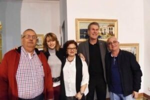 Inaugurada la exposición Helmut Siesser, un pintor especial" en el Hotel Reina Cristina