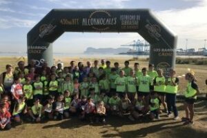Los Juegos Deportivos Municipales de Cross 2017 congregan a los atletas en la Playa de la Concha