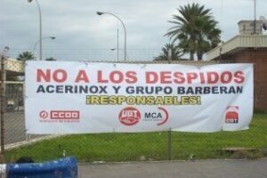 Trabajadores de Exopetrol se concentran en la entrada de Acerinox por el despido de dos funcionarios