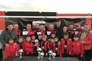 Los premios del primer trofeo de fútbol 7 del CD La Yesera han sido entregados