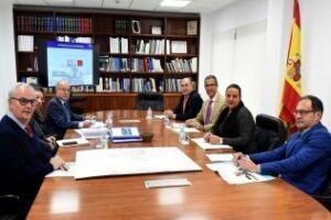 Landaluce y Morón ahondan en la coordinación puerto-ciudad