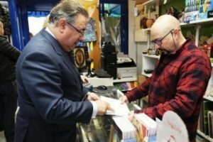 El Ministerio del Interior reforzará la presencia policial para prevenir delitos en comercios durante la Navidad