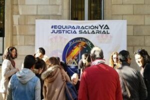 La Policía Nacional y la Guardia Civil reciben el apoyo de Algeciras en busca de la equiparación salarial