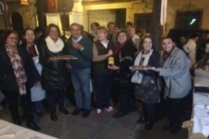 Los vecinos de San Isidro han celebrado su tradicional Pestiñada