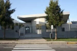El ayuntamiento ultima las obras de la cubierta del comedor del CEIP Parque del Estrecho