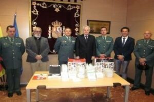 El Gobierno agradece la colaboración que los veterinarios mantienen con la Guardia Civil en la provincia