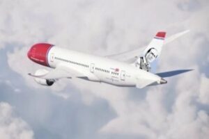 Paco de Lucía volará en un Boeing 737-8