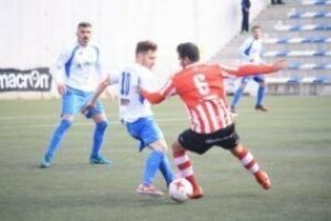 El Algeciras vence al son de Ayala y Moussa (0-3)