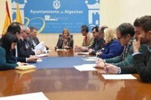 Contratación propone adjudicar a la empresa Grupo 21, SL" el proyecto de la Acera de la Marina