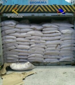 La Agencia Tributaria cuadruplica en 2017 la cocaína intervenida en Andalucía y refuerza los medios del servicio