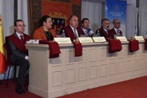 El alcalde felicita a la XXXVII promoción de alumnos del Colegio Montecalpe