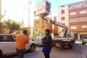 Alumbrado renueva la red pública de la calle Fray Alonso Martín