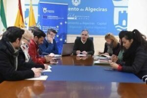 El Ayuntamiento da a conocer el nuevo Plan Integral de Movilidad Urbana a los Grupos Municipales