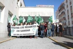 CSIF protesta por la situación de colapso que viven las urgencias hospitalarias de toda la provincia