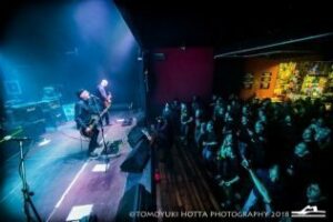 Los Lagartija Nick toman Algeciras con su directo