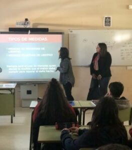 El IES El Getares acoge un taller para prevenir conductas antisociales
