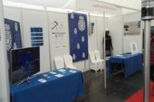 La Policía Nacional presente en el II Salón del Estudiante Ciudad de San Roque