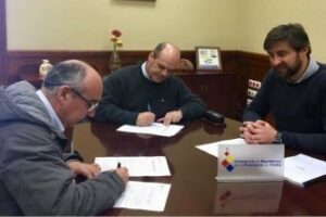El Consorcio provincial de Bomberos firma la adjudicación de nuevos equipamientos