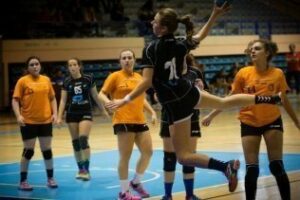 Victoria del Juvenil Femenino frente al Maracena UGR CC Neptuno