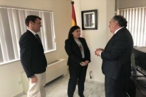 La Jefa de Tráfico de la provincia trata sobre la educación vial para los escolares algecireños