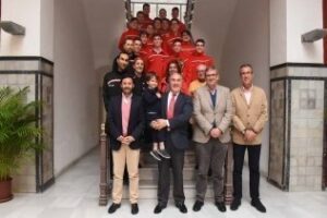 El Club Balonmano Ciudad de Algeciras recibe un reconocimiento por parte del Ayuntamiento