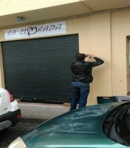 La nueva sede social de Podemos objeto de boicot" en el día de su inauguración